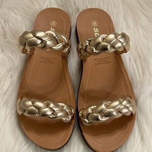 SODA Gold Braided Sandal, Size 8.